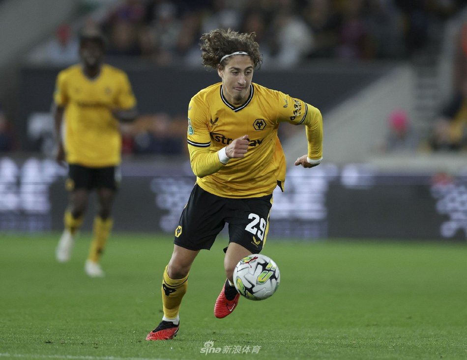 多俱乐部探 多俱乐部探